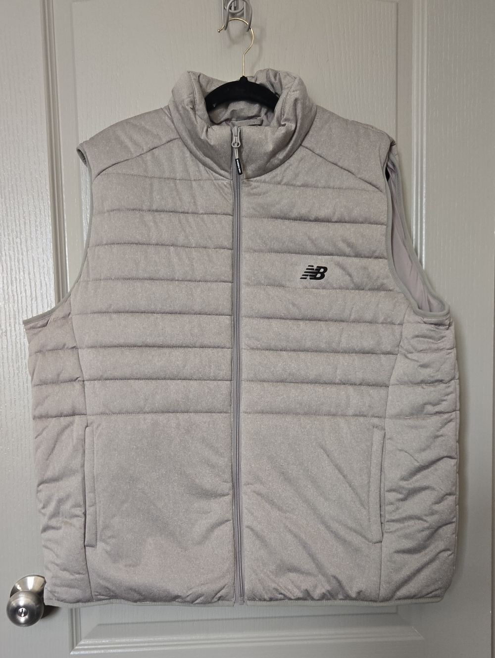 New Balance Men's Light Gray Quilted Vest